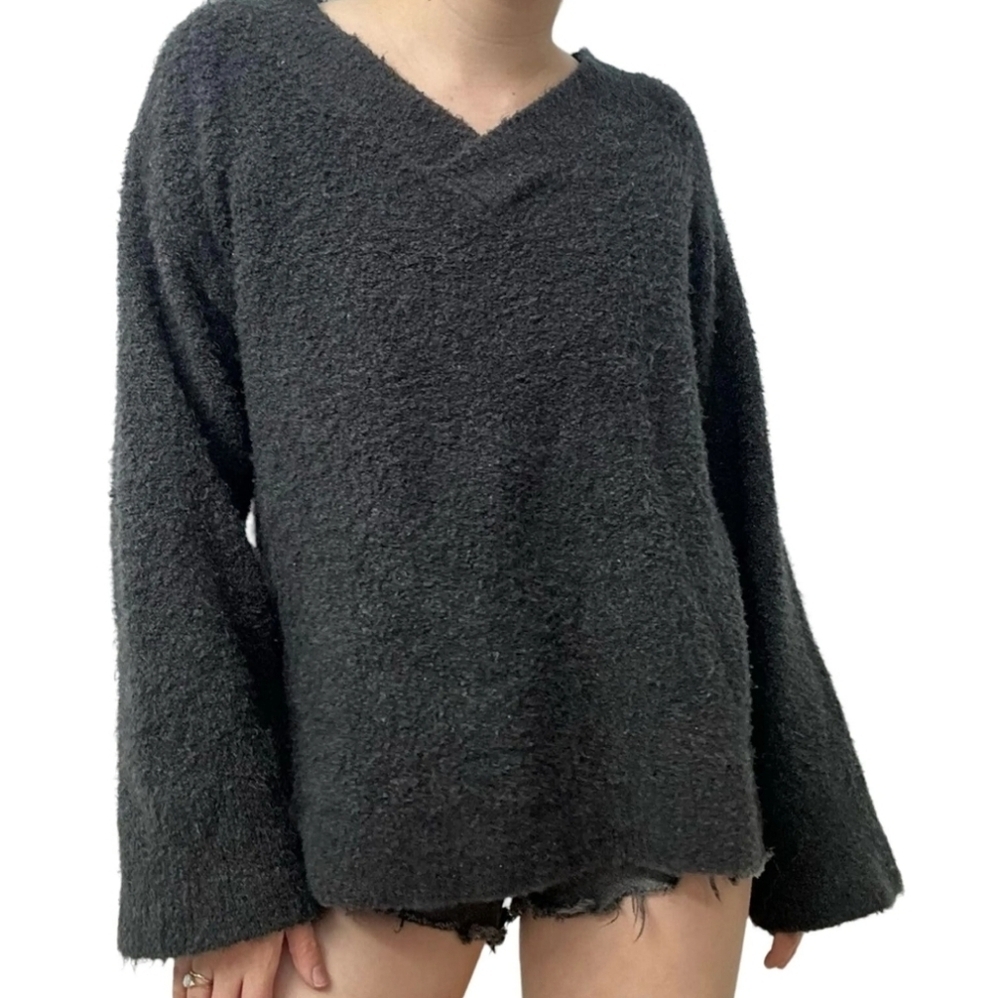 Anthropologie V-Neckline Long Sleeve Plush Sweater
